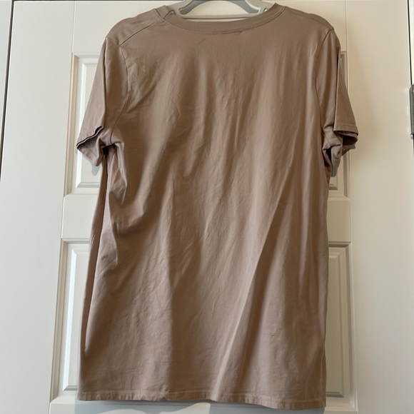 Be Kind Shirt - Picture 4 of 4